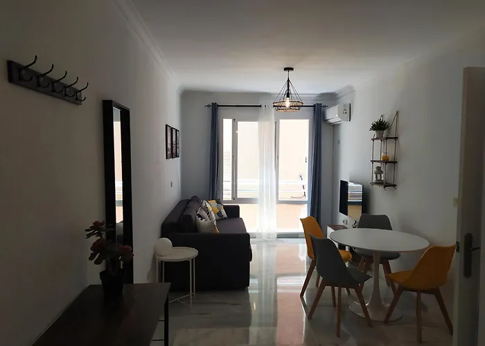 Ped - 1 Dorm - Reformado - 50 Metros Playa Y Centro - Wifi Fuengirola