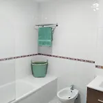 Apartman Ped - 1 Dorm - Reformado - 50 Metros Playa Y Centro - Wifi Fuengirola