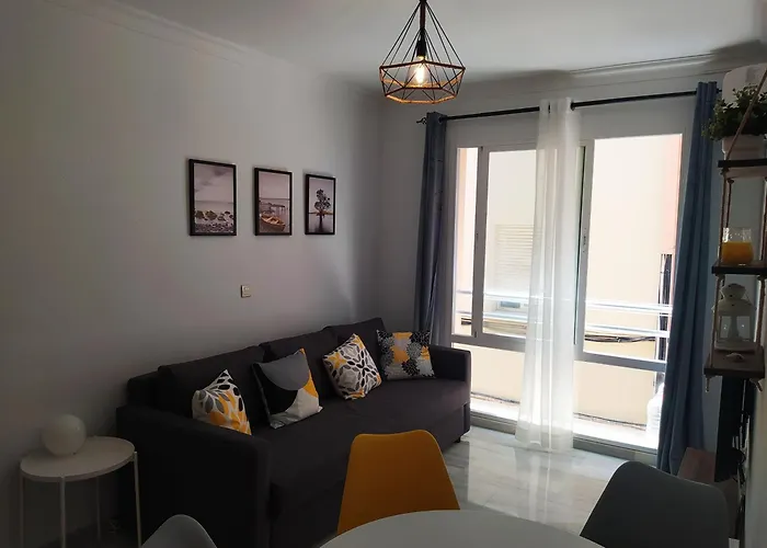 Ped - 1 Dorm - Reformado - 50 Metros Playa Y Centro - Wifi Fuengirola
