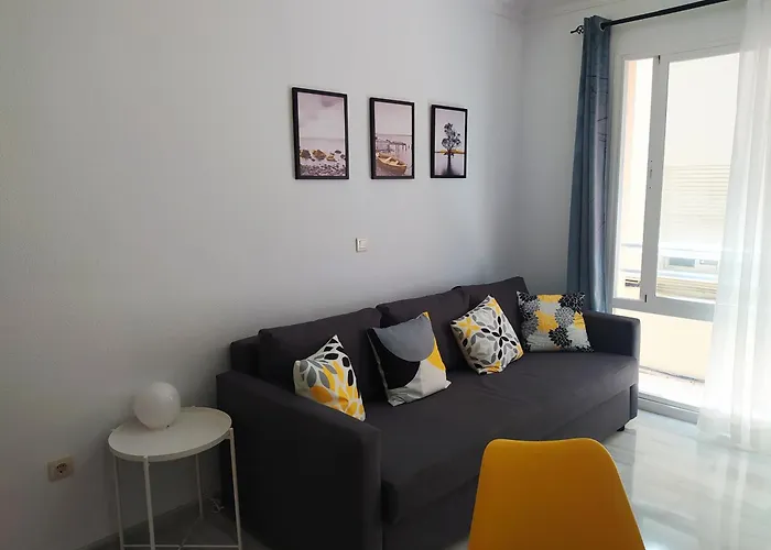 Ped - 1 Dorm - Reformado - 50 Metros Playa Y Centro - Wifi * Fuengirola